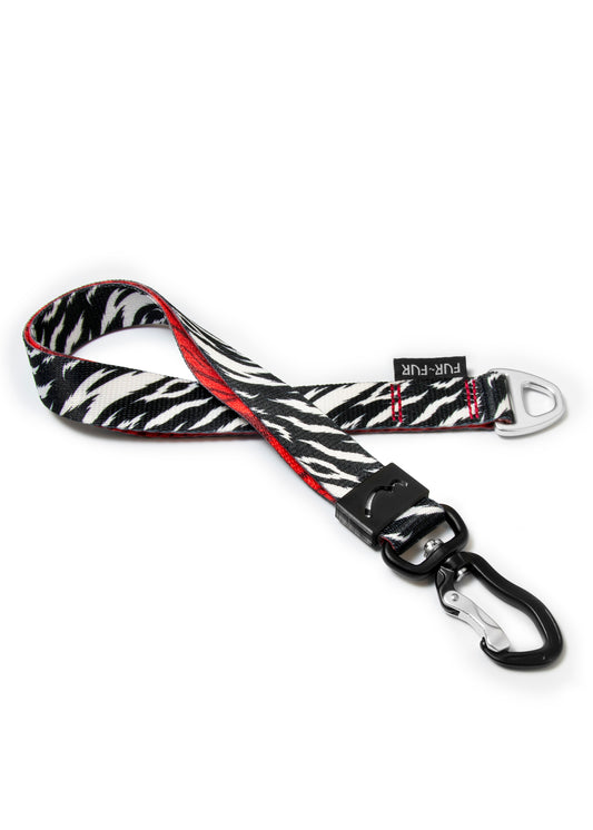 Anti-bite handle for automatic leash - ZEBRA